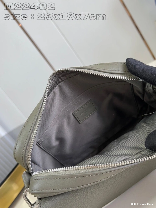 AAA Pruses Bags Fastline Messenger-23.5*18*7CM VUITTON LOUIS 0718